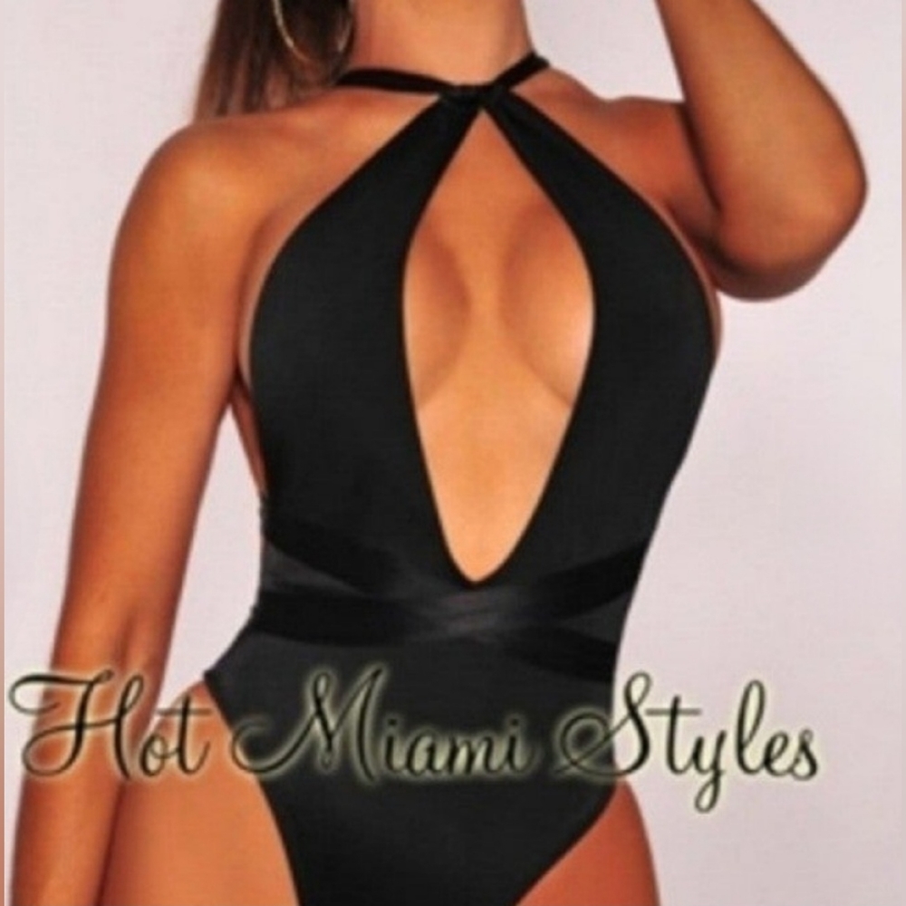 Sexy One Piece Black Multi-way Swimsuit Women's Size Large
